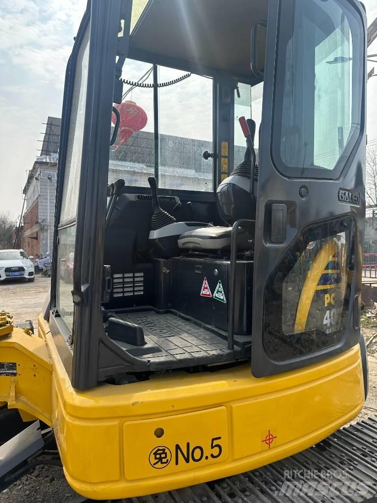 Komatsu 40MR Kāpurķēžu ekskavatori