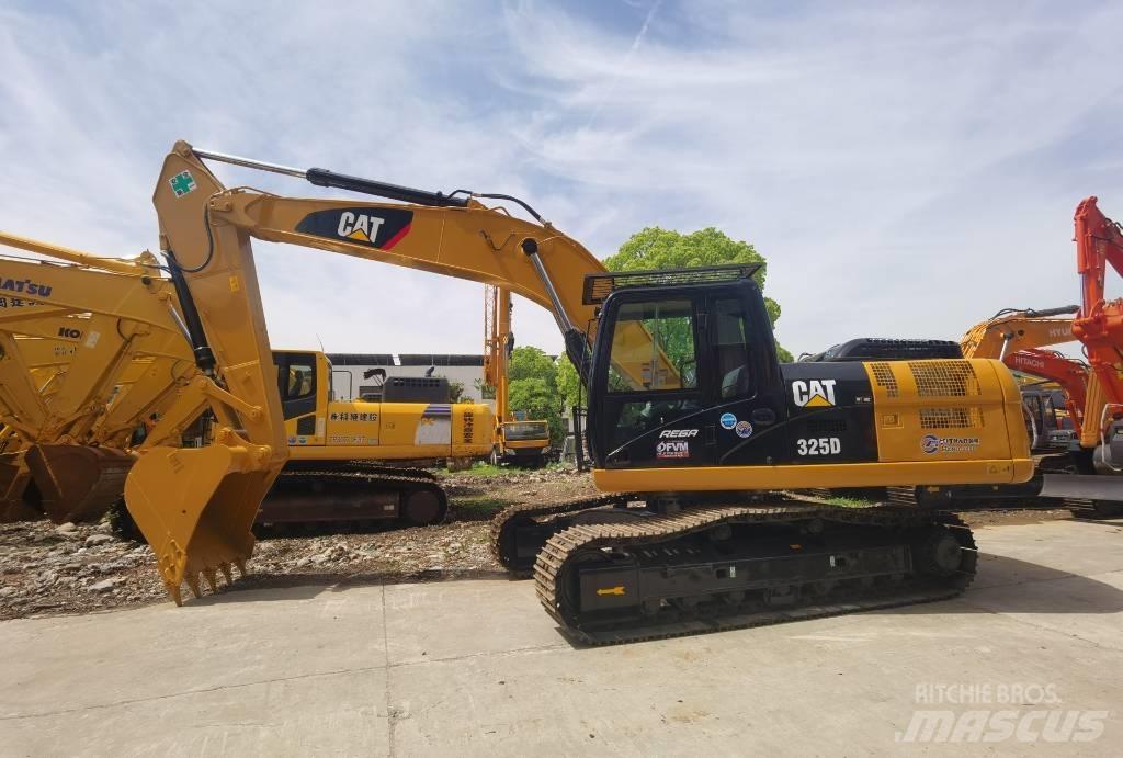 CAT 325D Kāpurķēžu ekskavatori