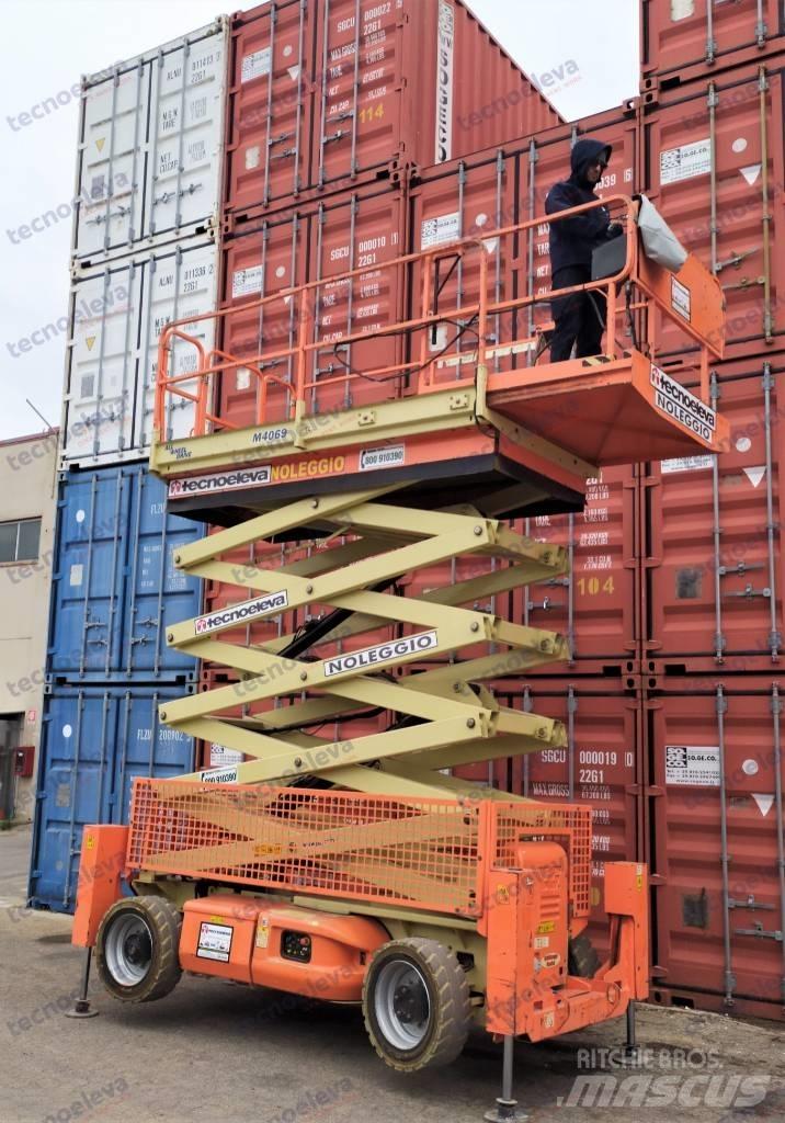 JLG M 4069 Šķerveida pacēlāji