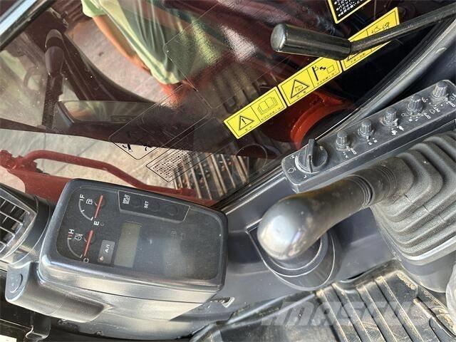 Hitachi ZX60 Kāpurķēžu ekskavatori