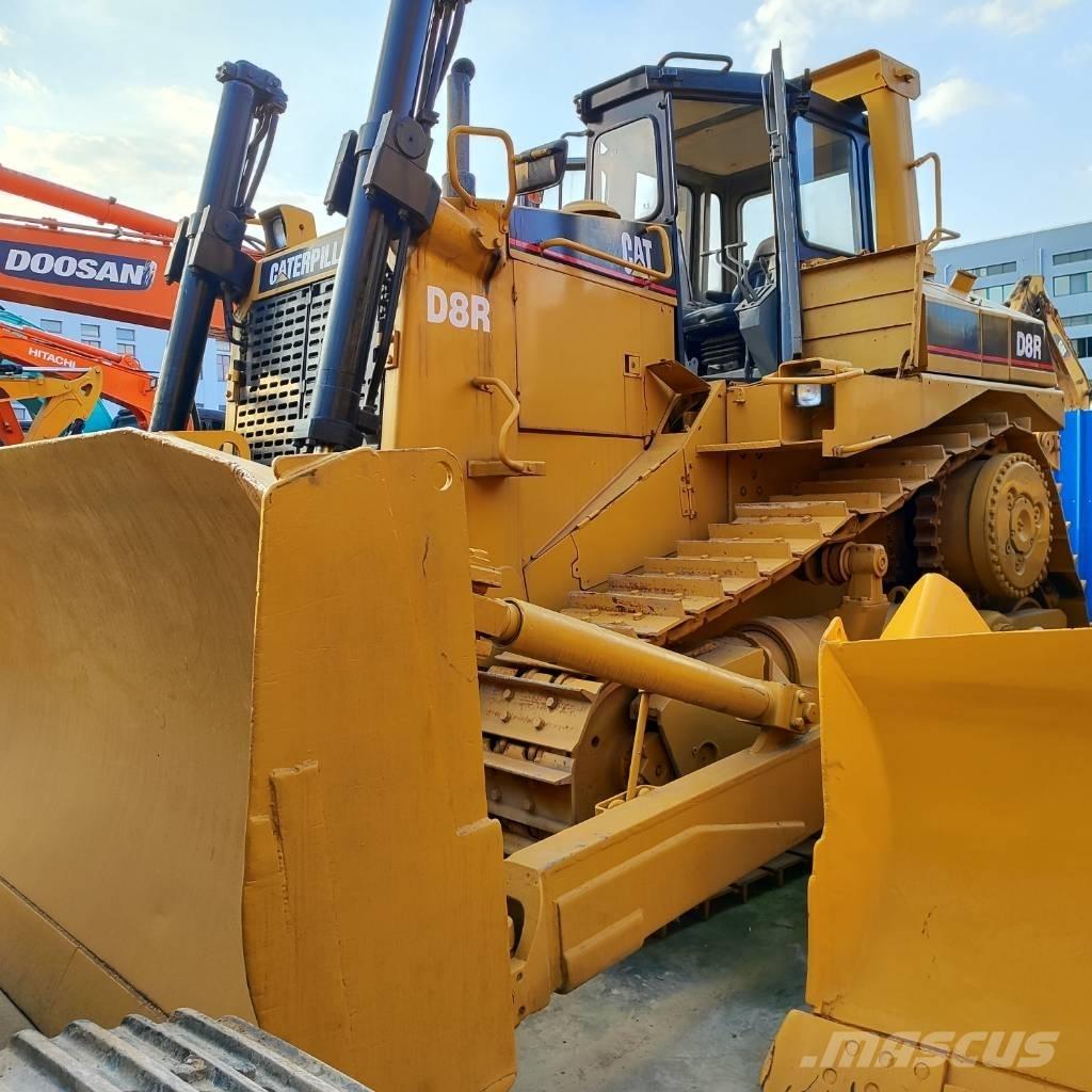 CAT D 8 R Kāpurķēžu buldozeri