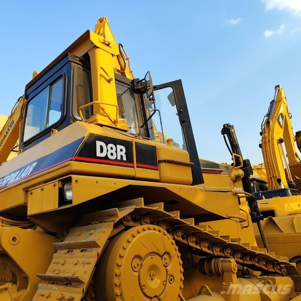 CAT D 8 R Kāpurķēžu buldozeri