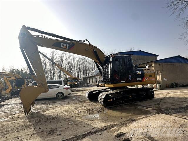 CAT 320D Kāpurķēžu ekskavatori