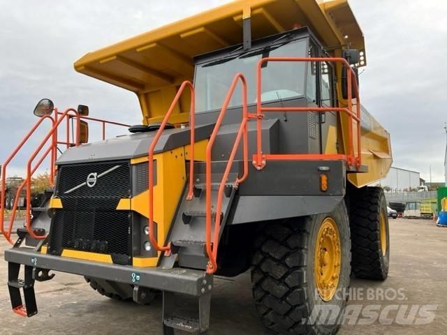 Volvo R60D Karjeras kravas automašīnas