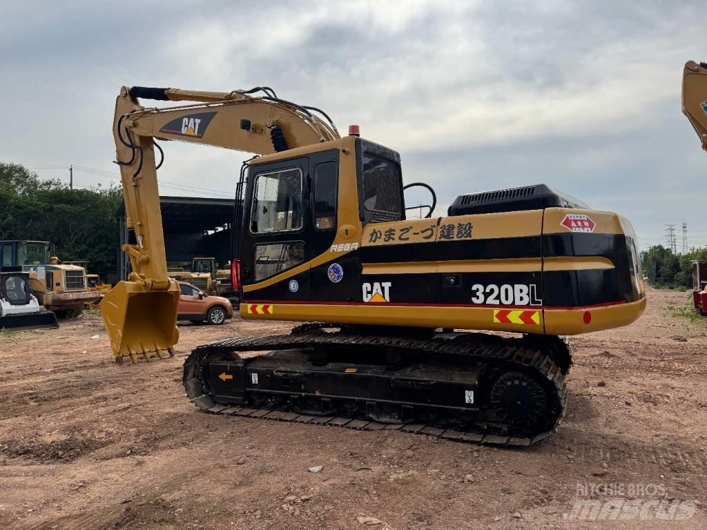 CAT 320 B L Kāpurķēžu ekskavatori