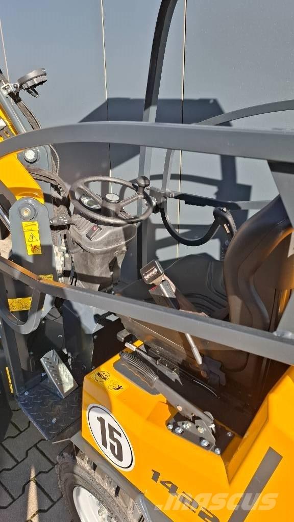 Schäffer 1422 Mini iekrāvēji