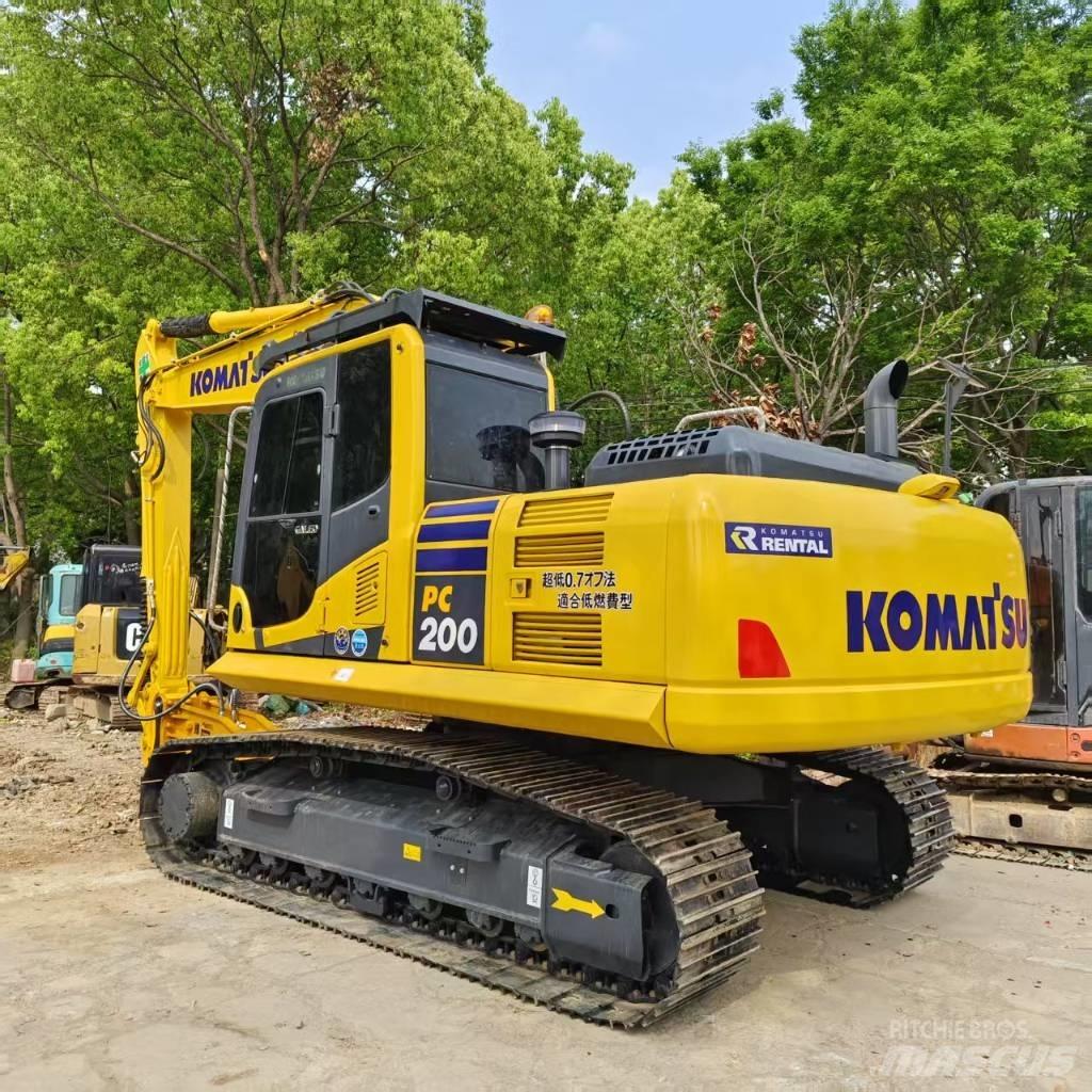 Komatsu PC 200-7 Kāpurķēžu ekskavatori