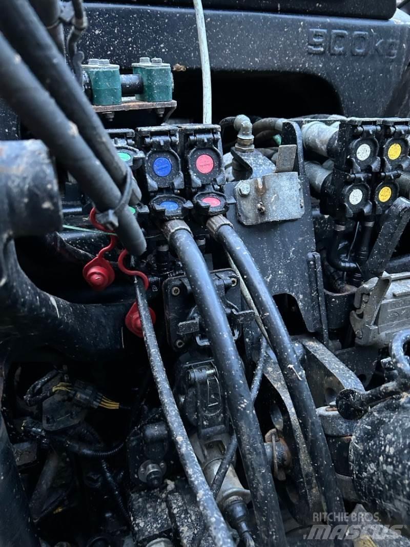 JCB Fastrac 4220 Traktori