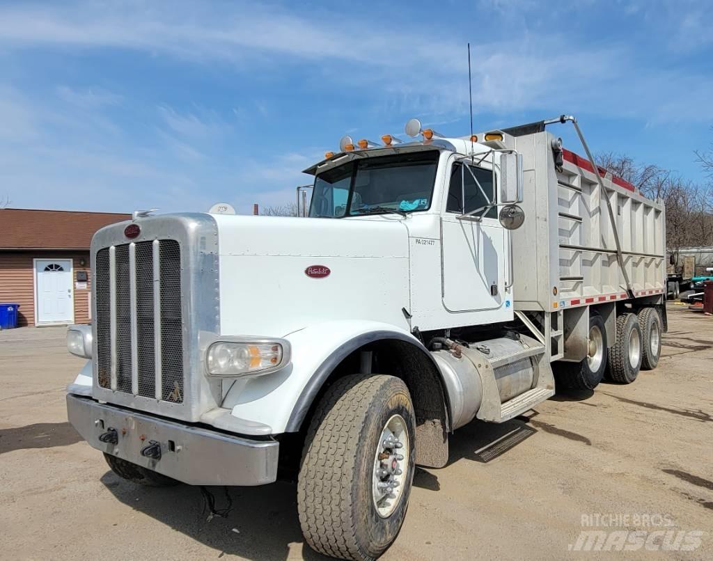 Peterbilt 388 Pašizgāzējs