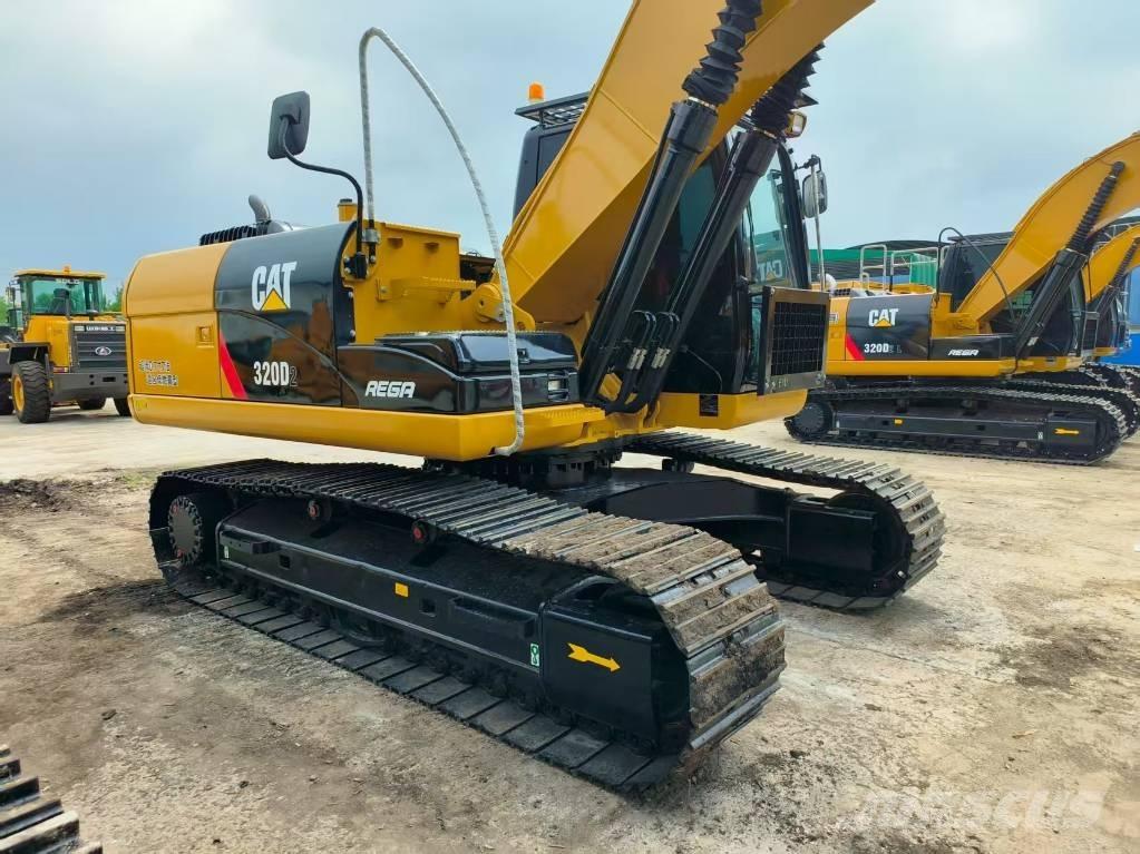 CAT 320 D Kāpurķēžu ekskavatori