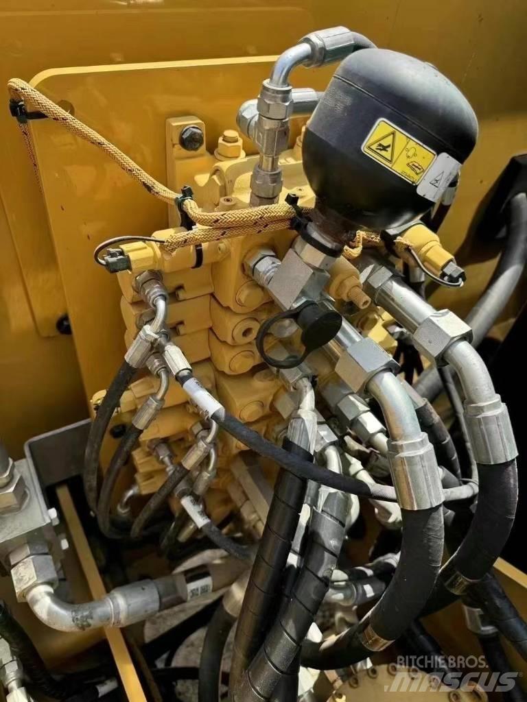 CAT 307 Mini ekskavatori < 7 t