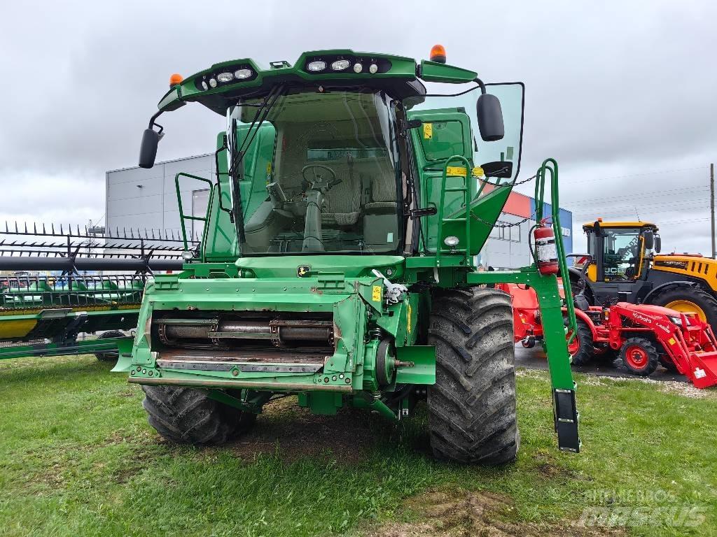 John Deere T 670 i Ražas novākšanas kombaini