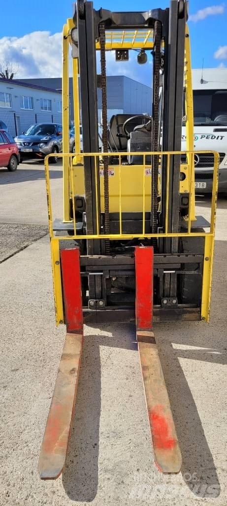 Hyster H 3.0 XT Tehnika ar dīzeļa dzinēju