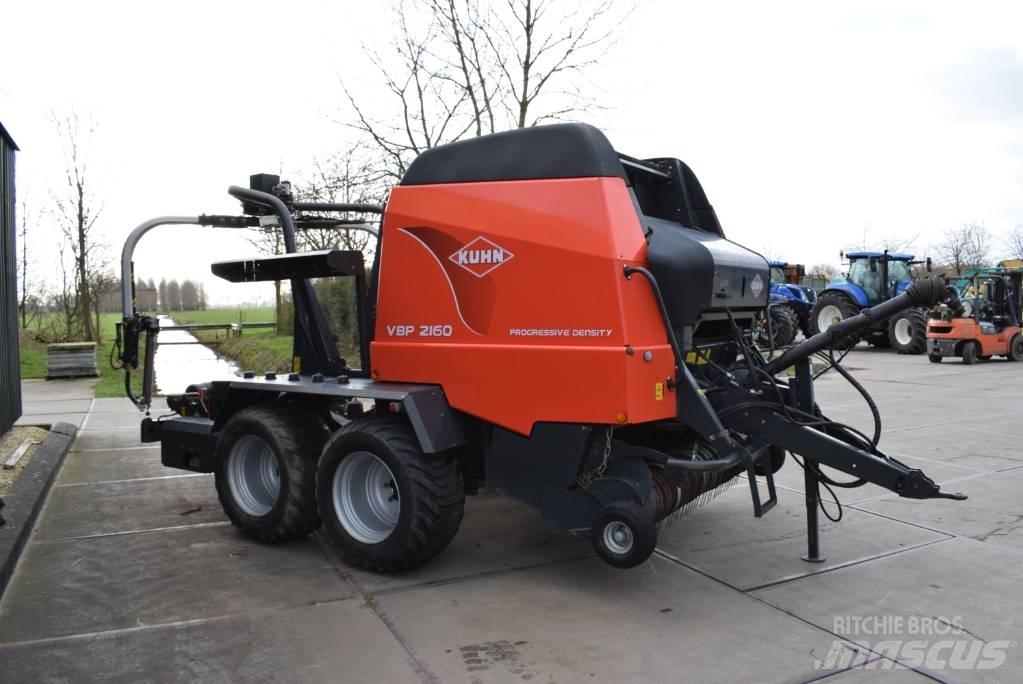 Kuhn VBP 2160 Rituļu preses