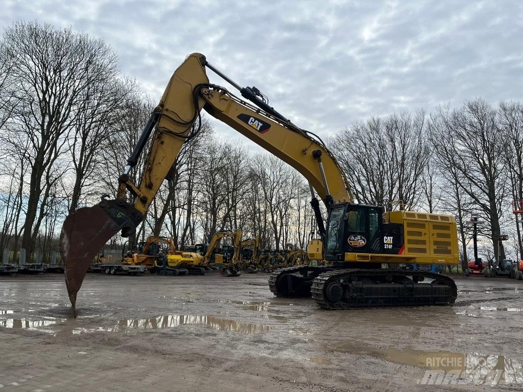 CAT 374 F L Kāpurķēžu ekskavatori