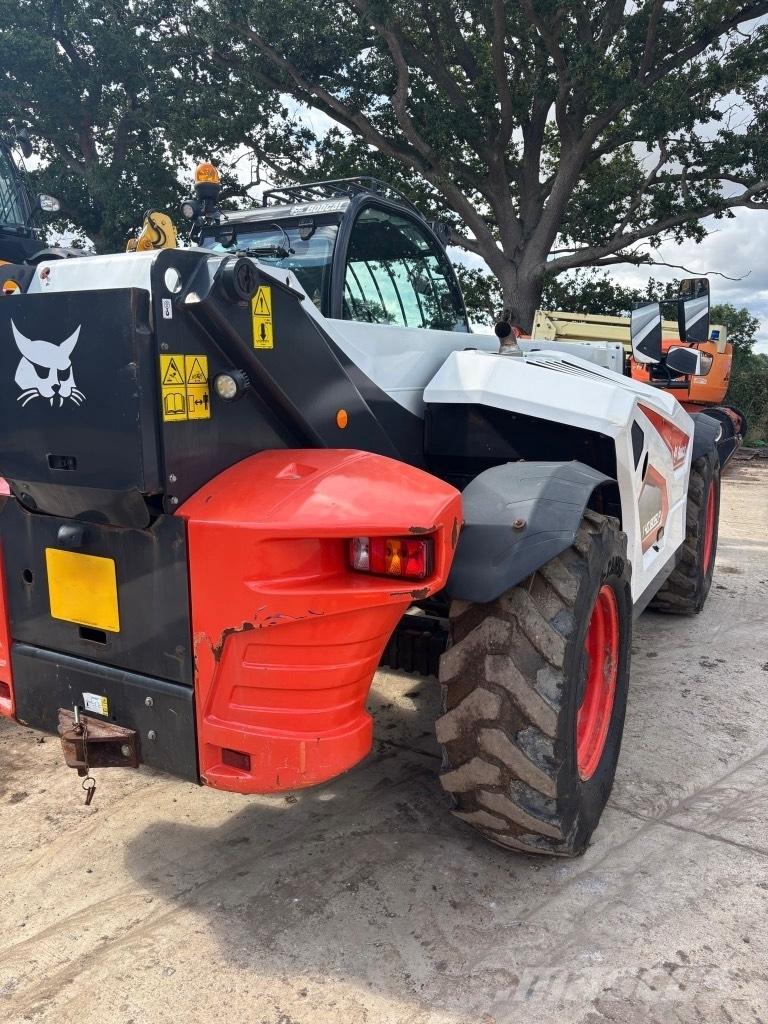 Bobcat T 40.180 Teleskopiskie manipulatori