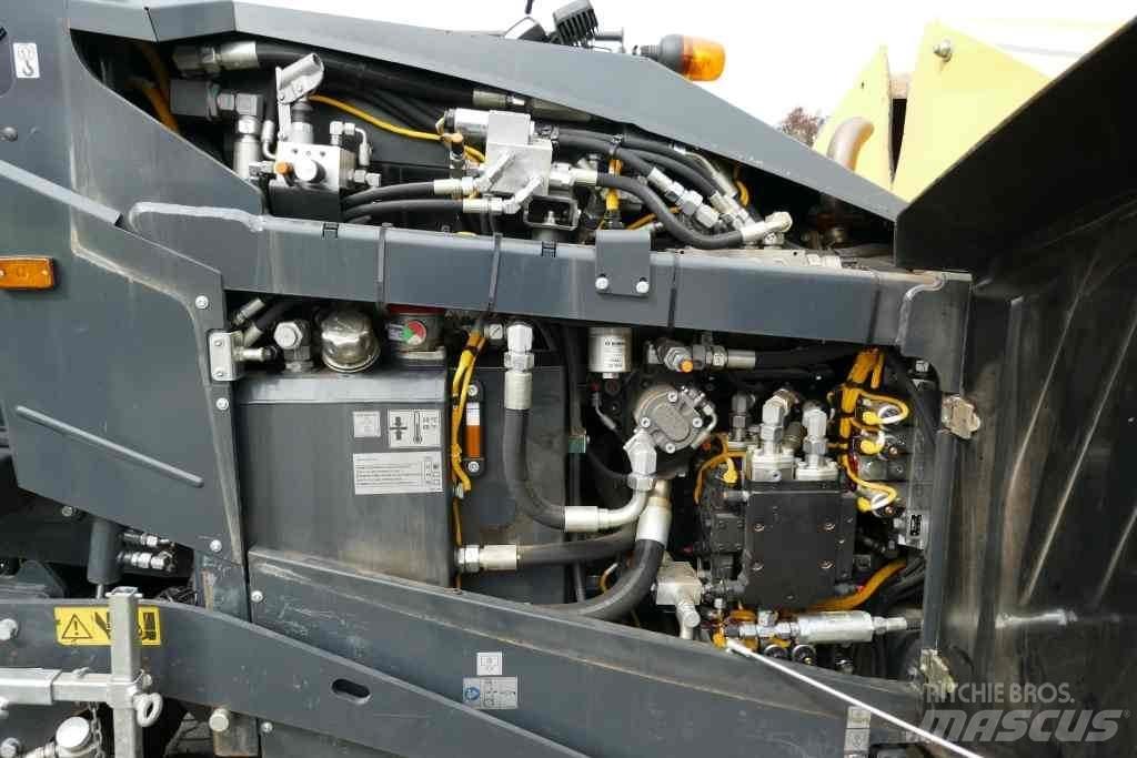Bomag BF 200 C-2 Mazās asfaltēšanas mašīnas