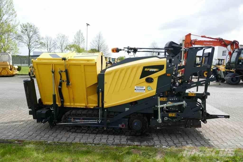 Bomag BF 200 C-2 Mazās asfaltēšanas mašīnas