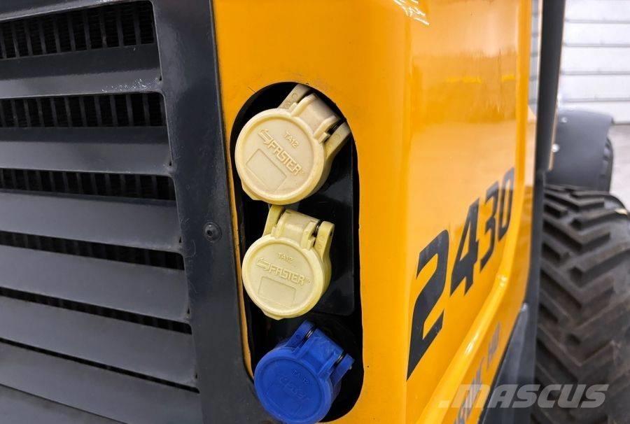 Schäffer 2430 HD Lietoti riteņu kompaktiekrāvēji