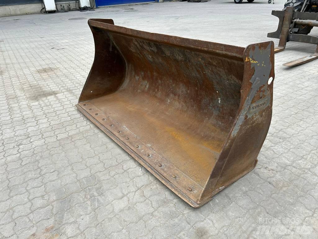 !!SOLD!! Volvo L 30 G Iekrāvēji uz riteņiem