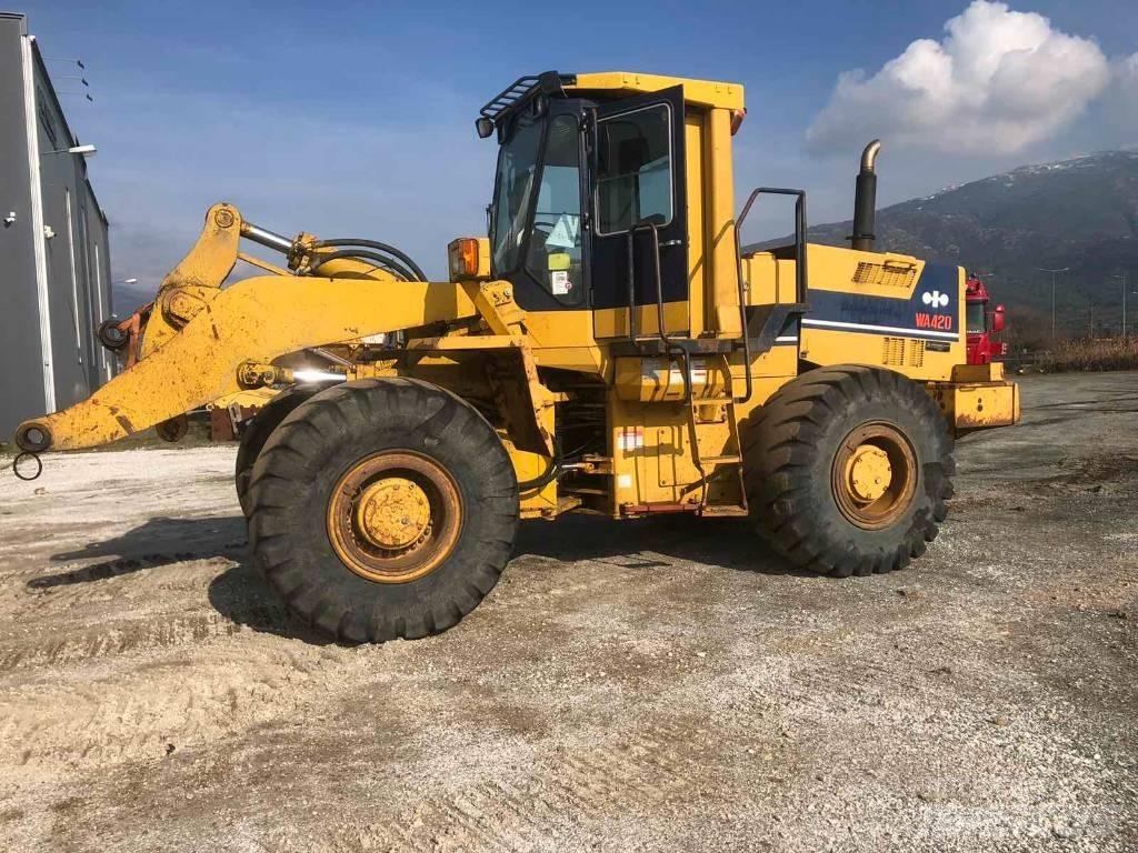 Komatsu WA 420-1H Iekrāvēji uz riteņiem