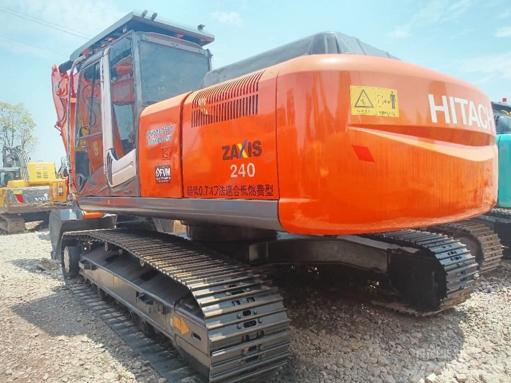 Hitachi ZX 240 Kāpurķēžu ekskavatori