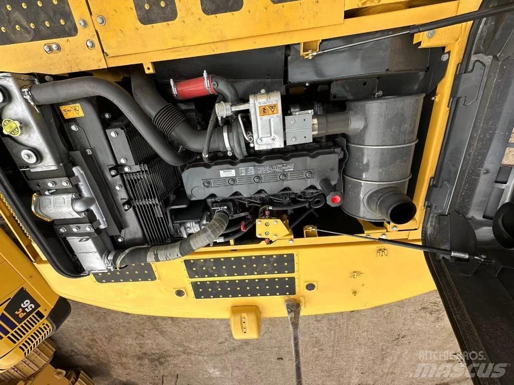 Komatsu PC 220 Kāpurķēžu ekskavatori