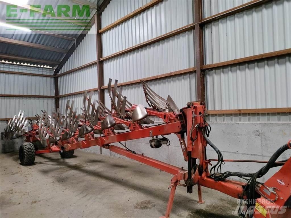 Kuhn Manager 8 NSH Parastie arkli