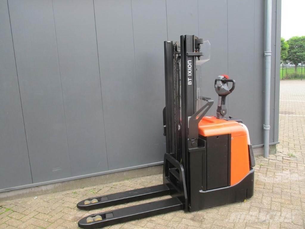 BT SPE125 Hidrauliskās stalažas ar platformu