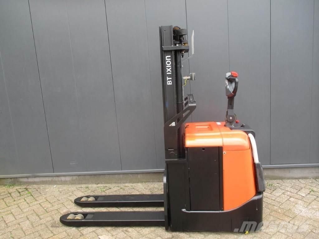 BT SPE125 Hidrauliskās stalažas ar platformu
