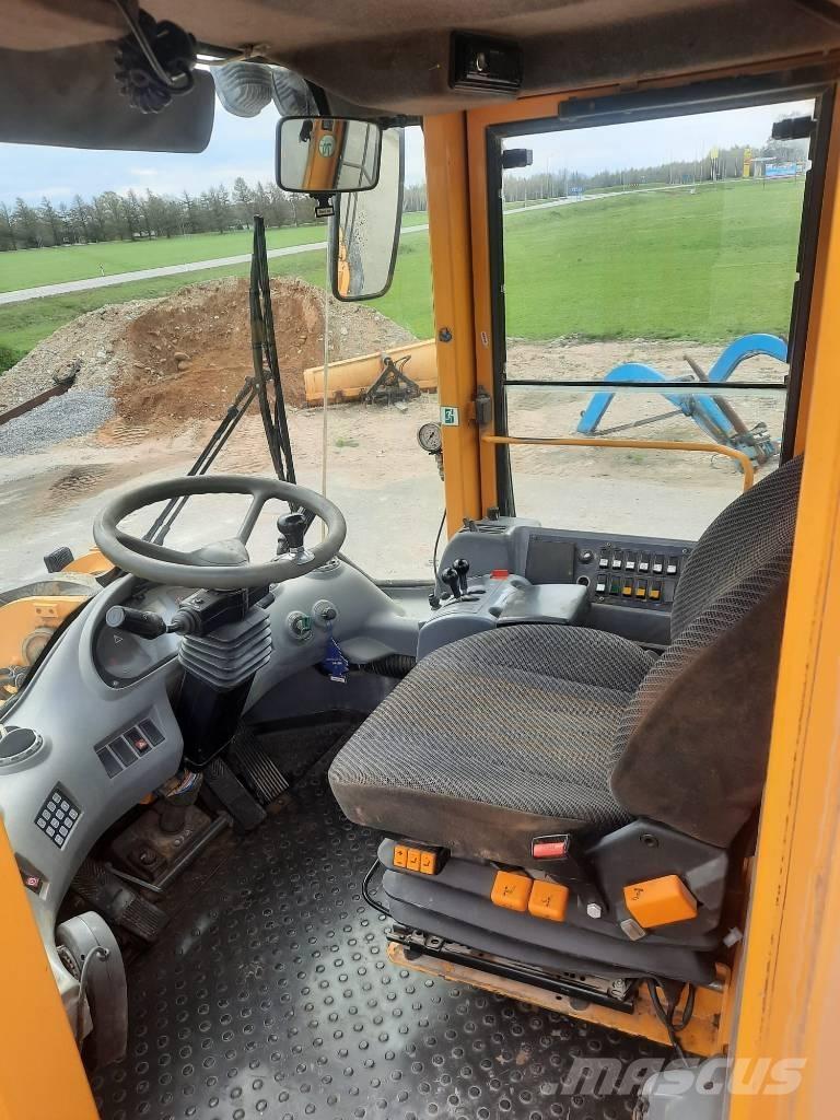 Volvo L 180 E Iekrāvēji uz riteņiem
