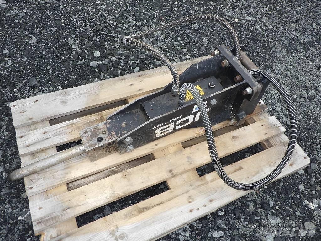 JCB HM012T Āmuri/Drupinātāji