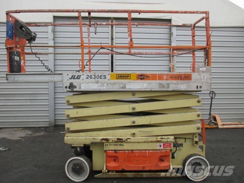 JLG 2630 ES Šķerveida pacēlāji