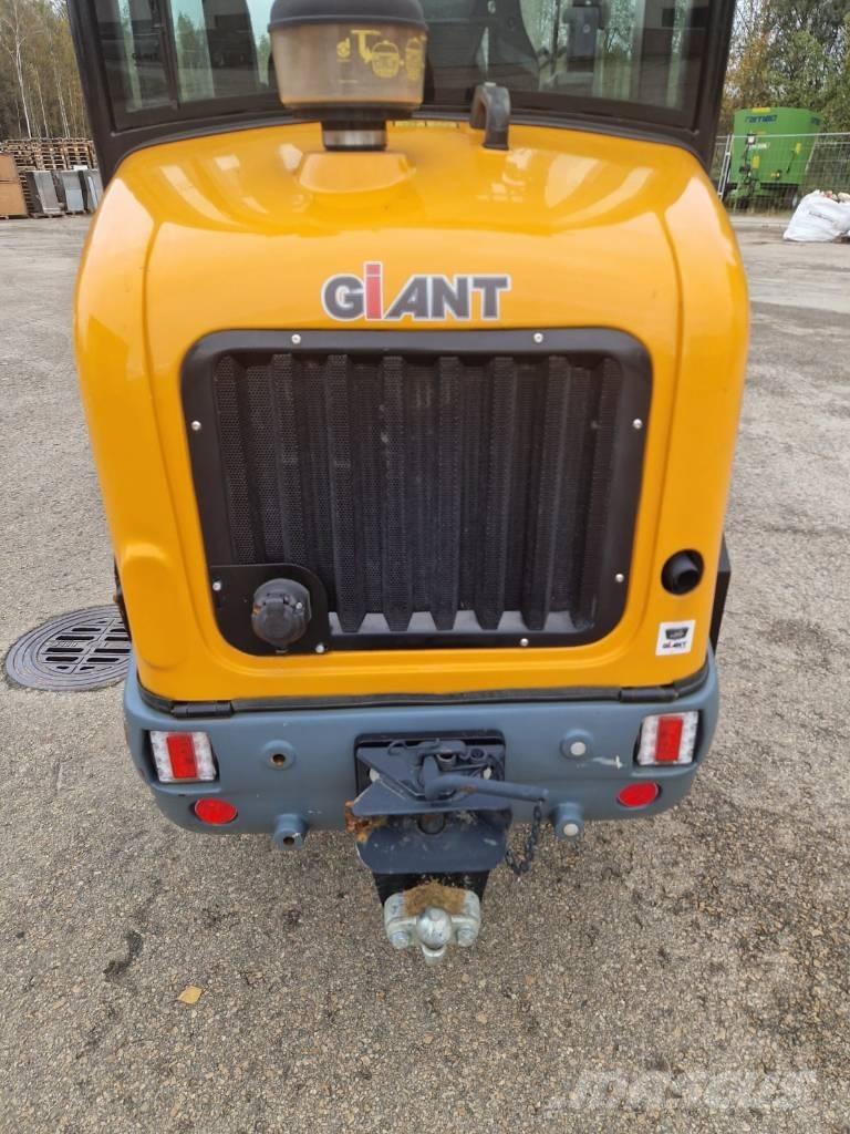 GiANT G 2500 HD Iekrāvēji uz riteņiem
