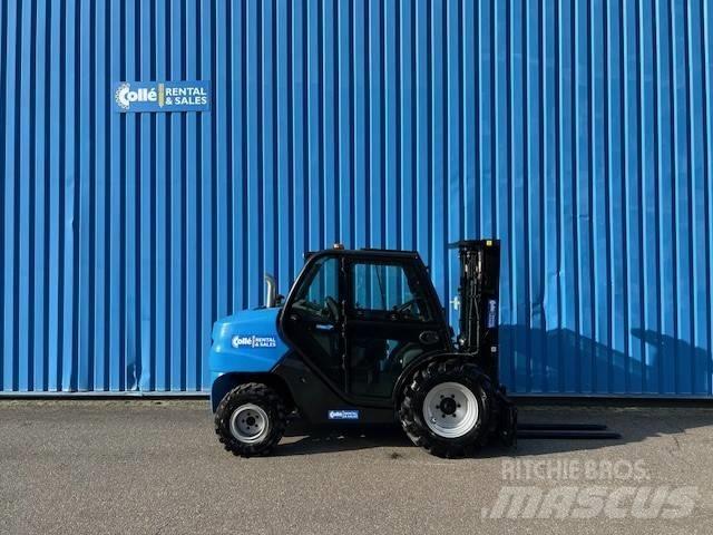 Manitou MC25-4 Teleskopiskie manipulatori