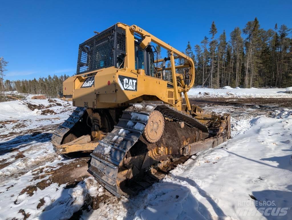 CAT D 6 T LGP Kāpurķēžu buldozeri