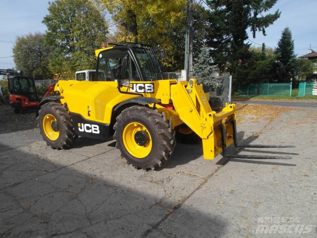 JCB 531-70 Teleskopiskie manipulatori