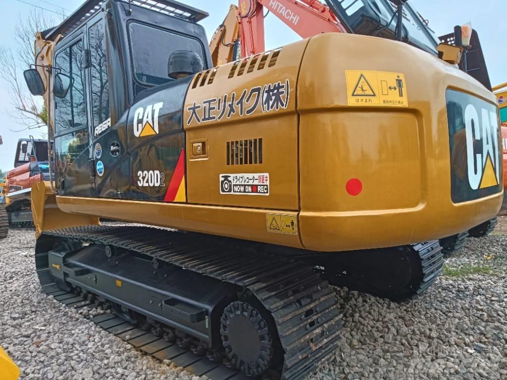 CAT 320D2 Vidēja lieluma ekskavatori 7 t - 12 t