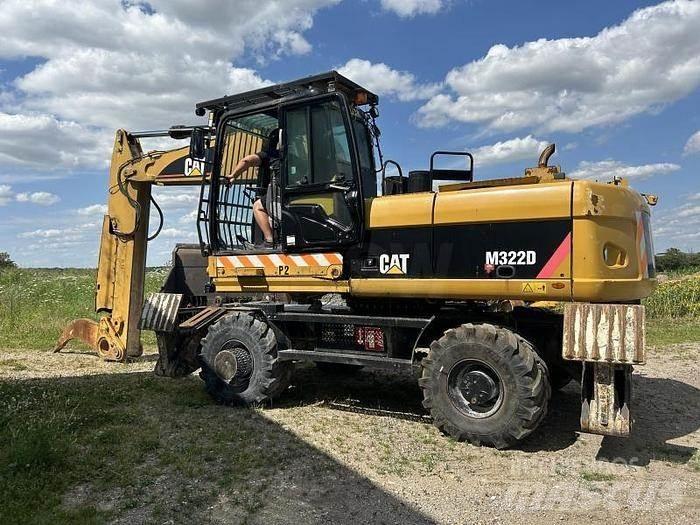 CAT M322D VAH Īpašie ekskavatori