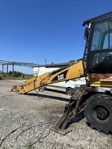 CAT M322D VAH Īpašie ekskavatori