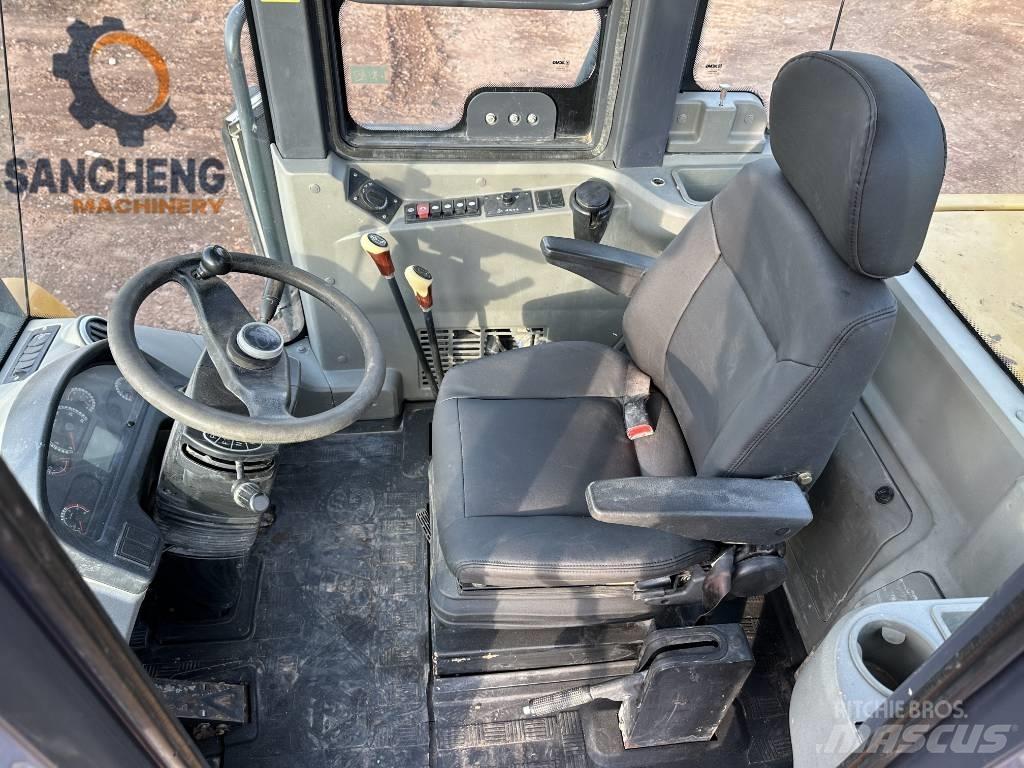 XCMG LW500F Iekrāvēji uz riteņiem