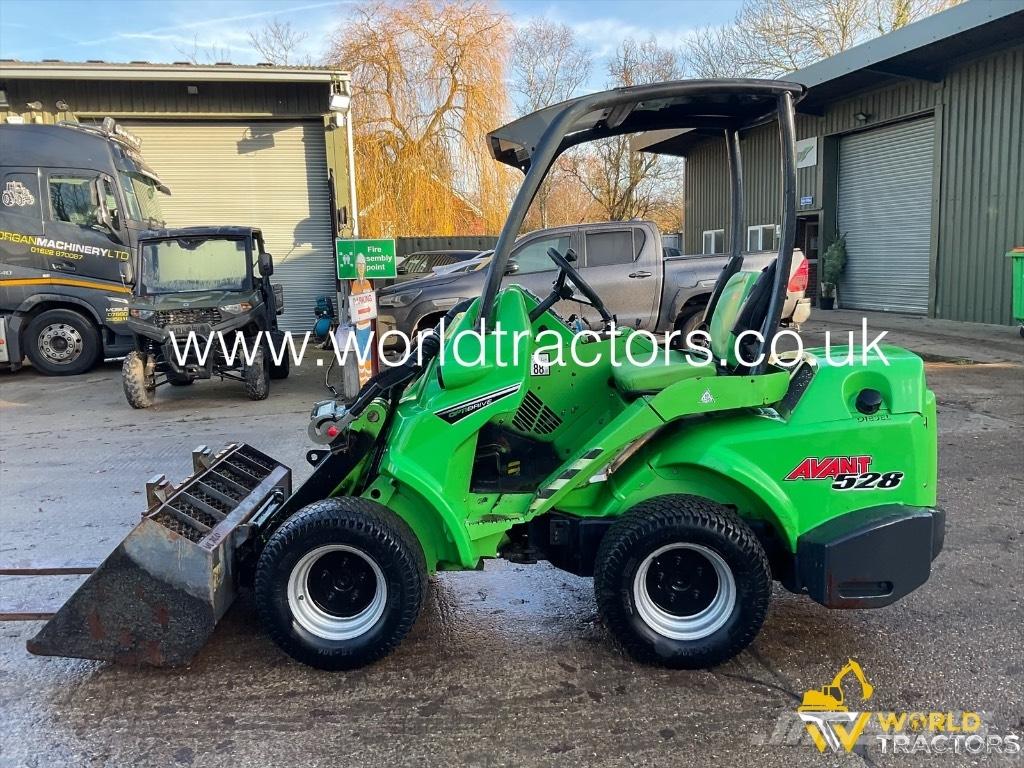 Avant 528 Mini iekrāvēji