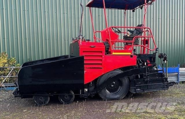 Marini MF 331 Asfalta klājēji