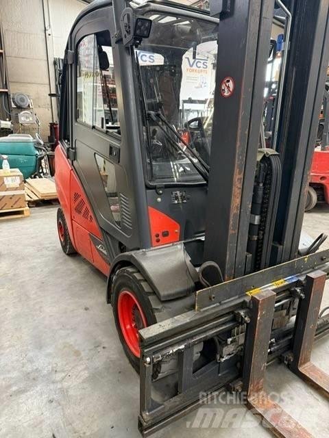 Linde H 35 D Tehnika ar dīzeļa dzinēju