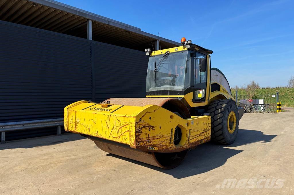 Bomag BW 226 BVC-5 Vienvalča grunts veltņi