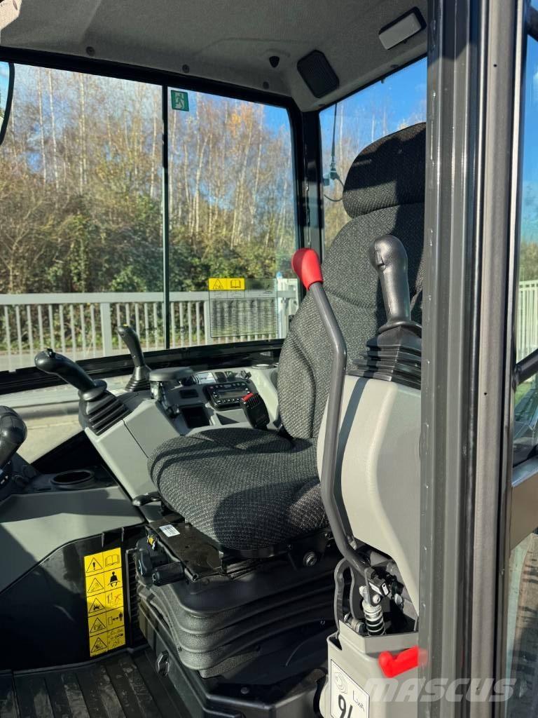 Bobcat E27 Mini ekskavatori < 7 t