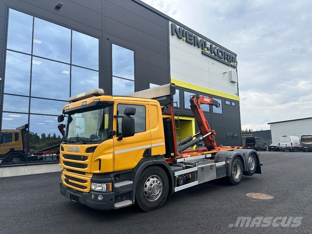 Scania P370 6x2*4 Treileri ar āķi