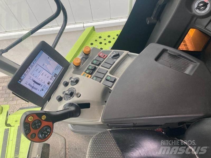 CLAAS LEXION 750 Ražas novākšanas kombaini