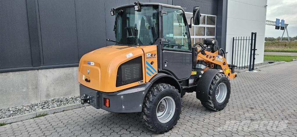 CASE 12 EV Evolution Iekrāvēji uz riteņiem