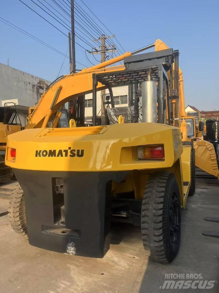 Komatsu FD 15 Tehnika ar dīzeļa dzinēju